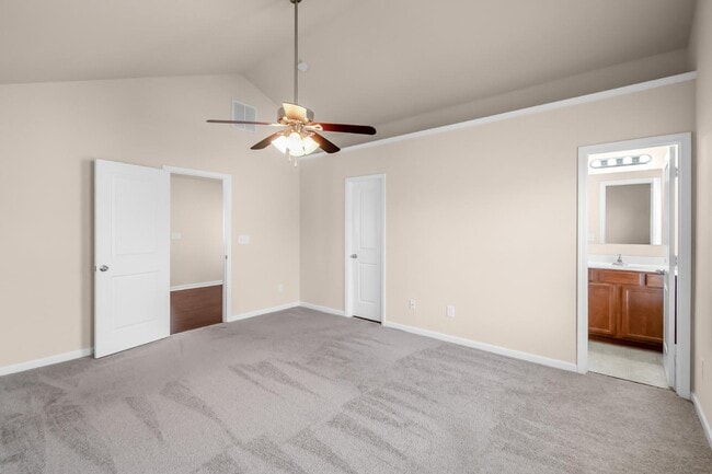 Building Photo - 2937 Westbury Ct