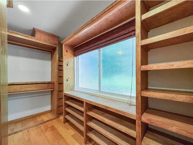 Building Photo - Spanish-style home in Ridgemark