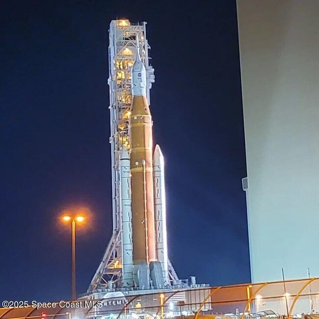 Building Photo - 1725 Harrison St