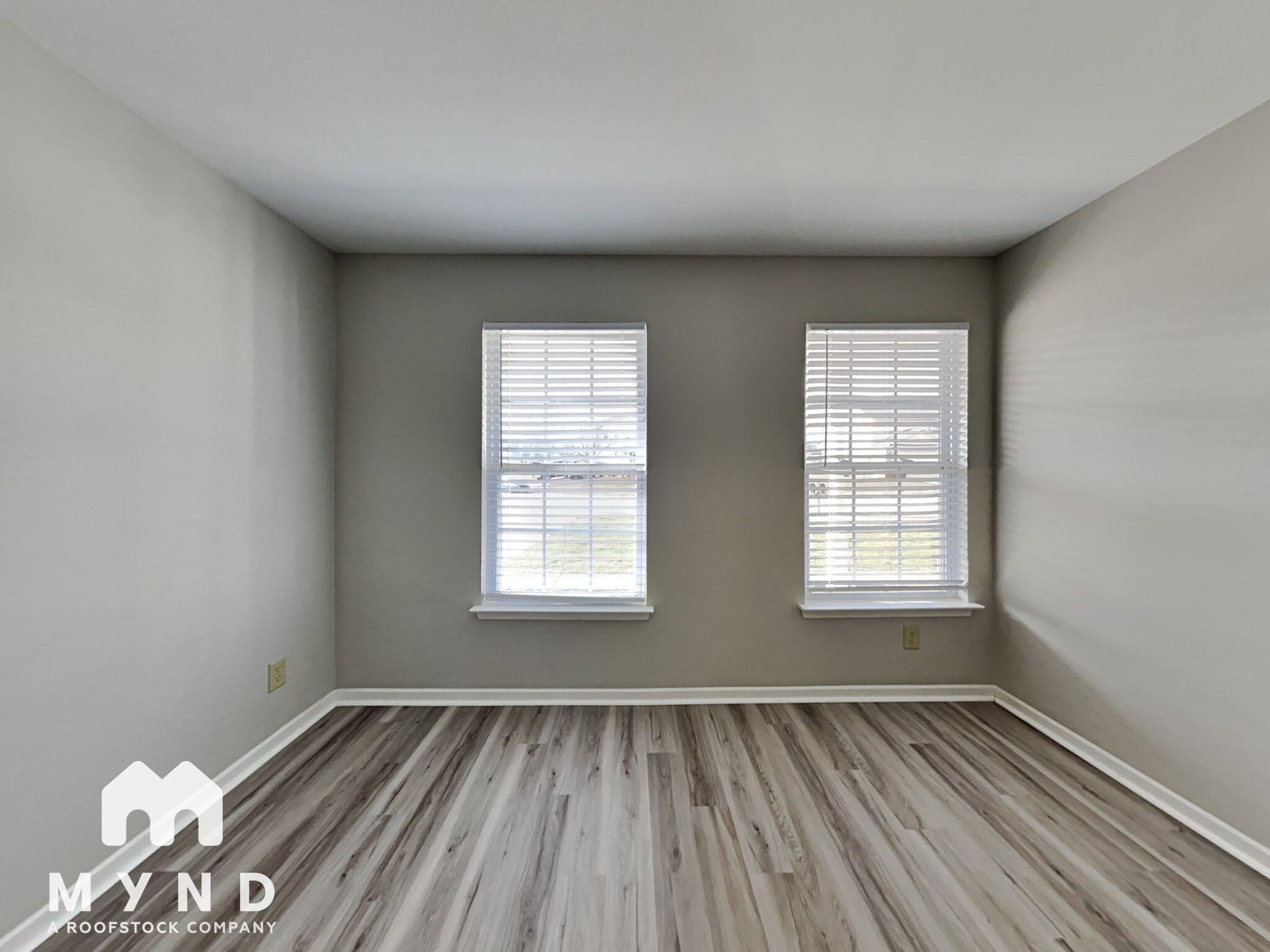 Building Photo - 747 Sedgewick Ln