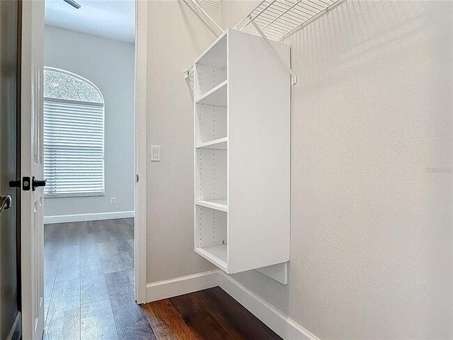 Building Photo - 6 Lionshead Dr