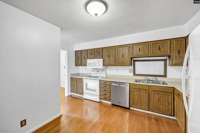 Building Photo - 101 Stuart Ln