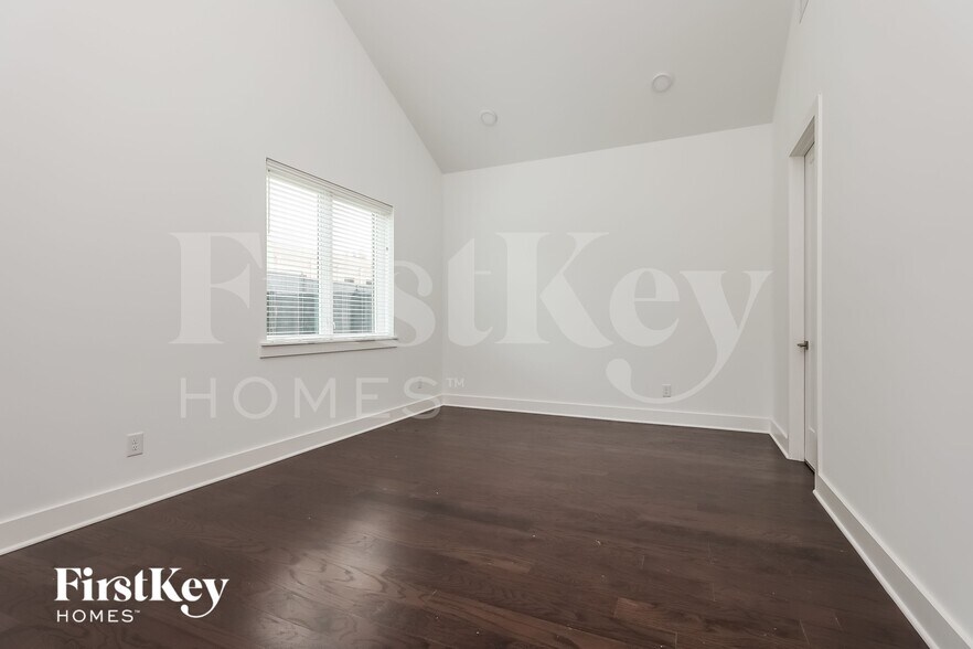 Building Photo - 109 Clubhouse Bay