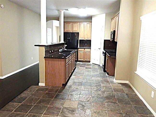 Building Photo - 4111 Mt Everest Way