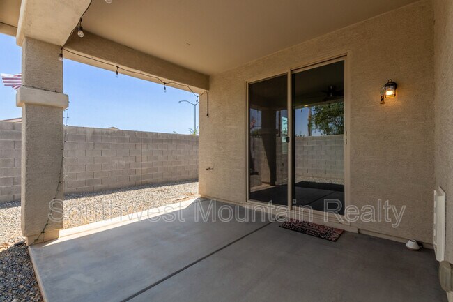 Building Photo - 2753 S 85th Way