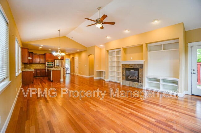 Building Photo - 1403 SE 194th Pl