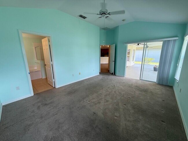 Building Photo - 515 South Valencia Cir SW