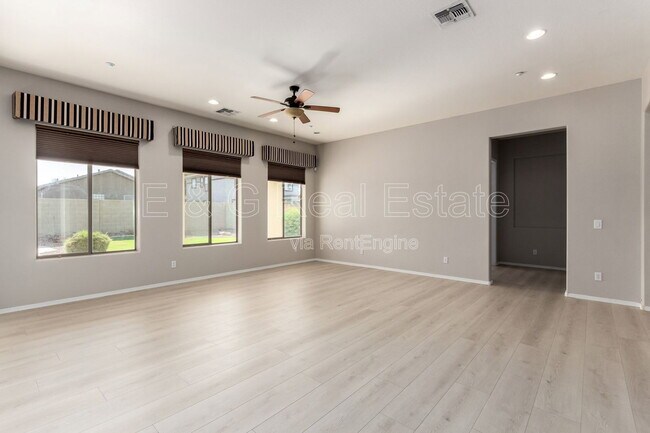 Building Photo - 4296 N 154th Ave