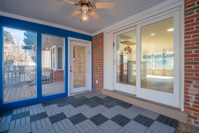 Building Photo - 1407 Leegate Rd NW