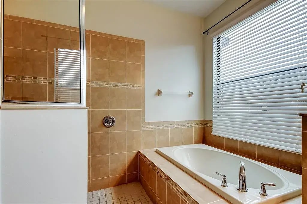 Building Photo - 12747 Tikal Way