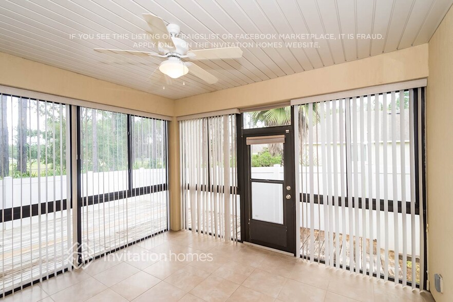 Building Photo - 684 Briar View Dr