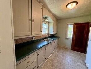 Building Photo - 3 Bed 1 Bath Single Family Home in Wausau