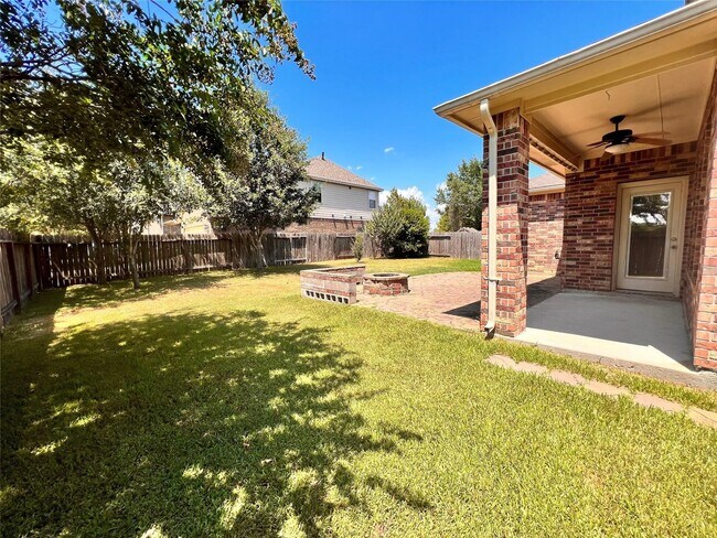 Building Photo - 26842 Trinity Trail