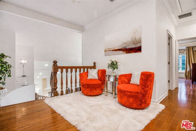 Building Photo - 6111 County Oak Rd