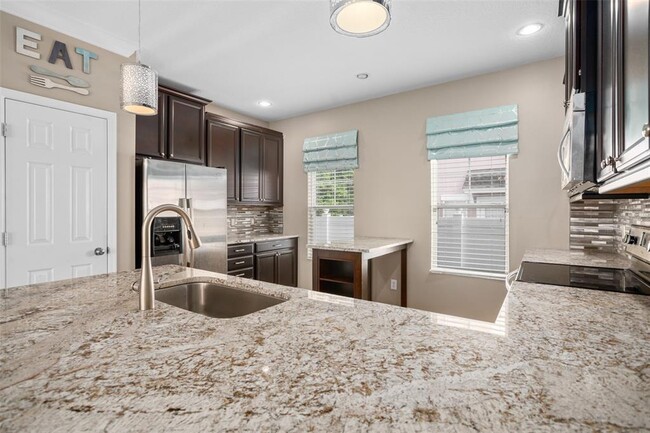 Building Photo - 1114 White Moss Ln