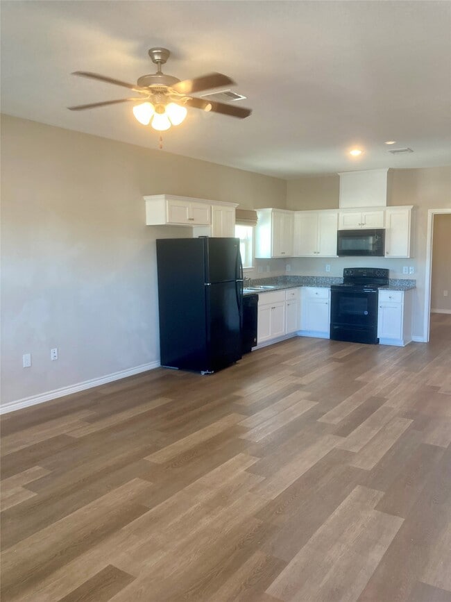 Building Photo - 4505 P