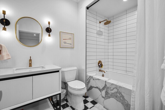 Building Photo - 23255 Mariposa De Oro St