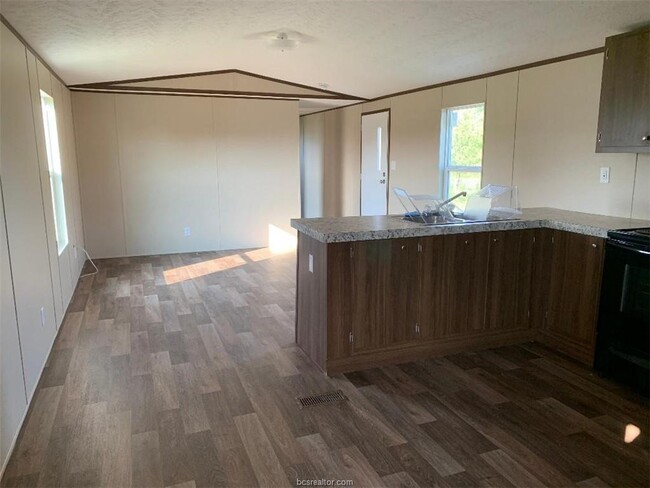 Building Photo - 5657 FM 1362