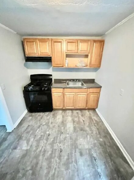 Primary Photo - 489 Tremont Ave