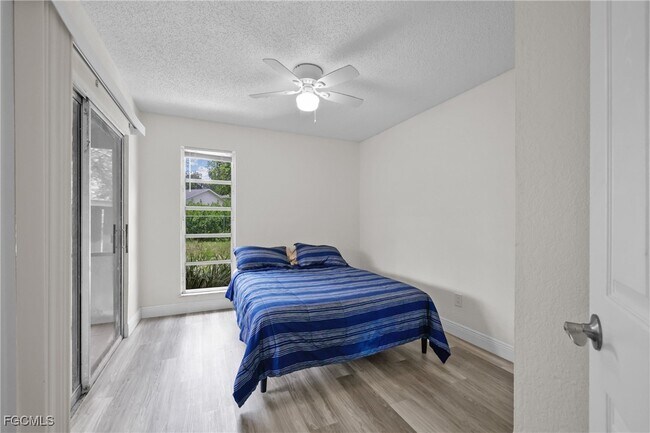 Building Photo - 6322 Royal Woods Dr