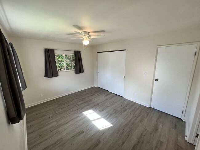 Building Photo - Charming 3 bedroom home in Manoa for $4,300.00/mo
