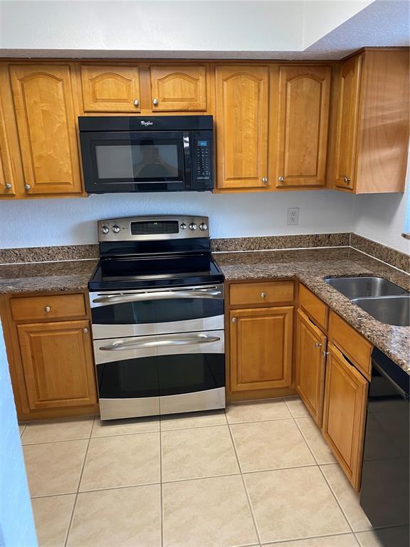 Building Photo - 924 La Costa Cir