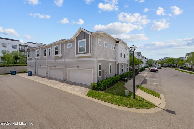 Building Photo - 7440 Loggerhead Ct