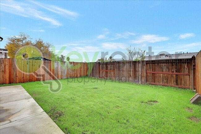 Building Photo - 7331 Florinda Way