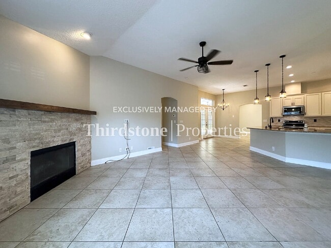Building Photo - 12770 Camellia Bay Dr W