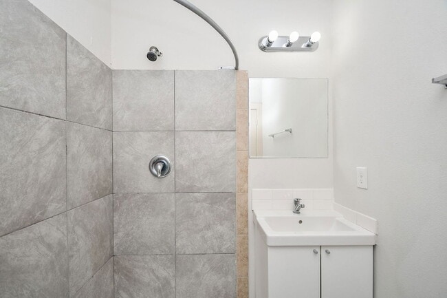 Building Photo - 4108 McKinney St