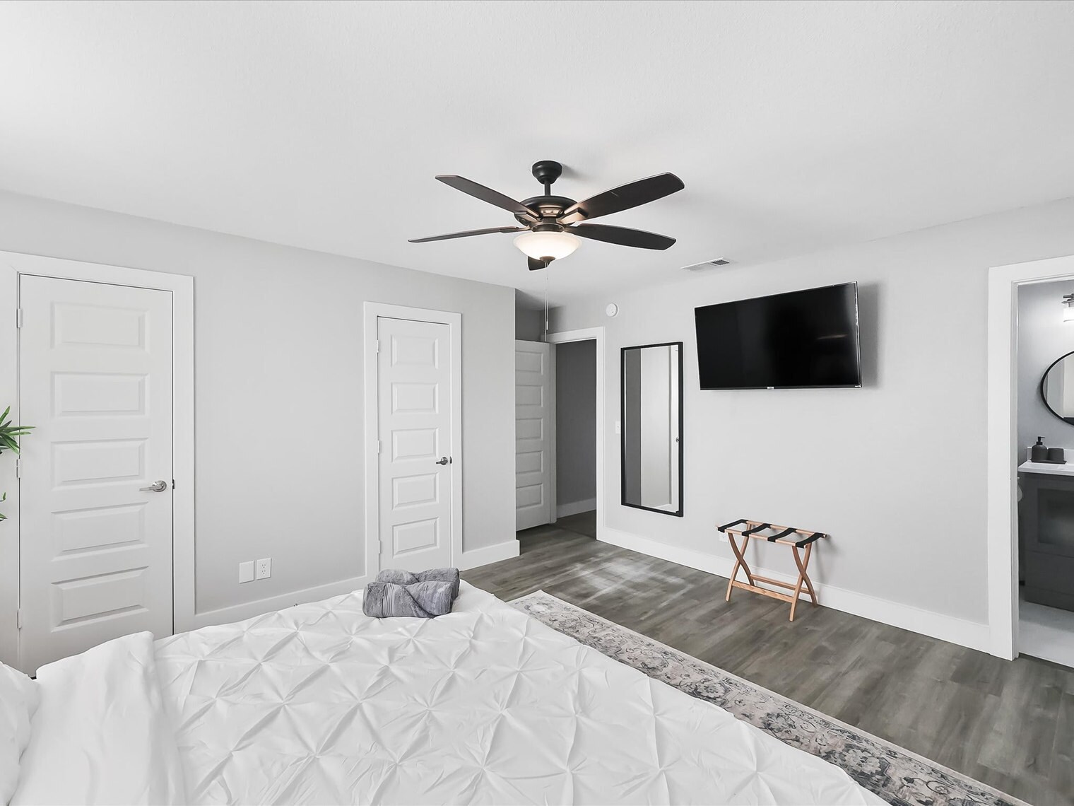 Building Photo - 1008 Ridgefield Dr