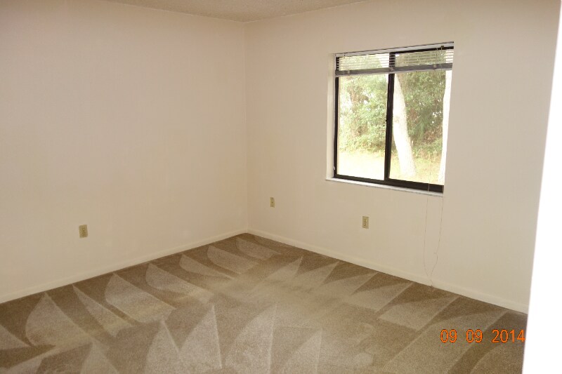 Building Photo - 1275 Malone Ave