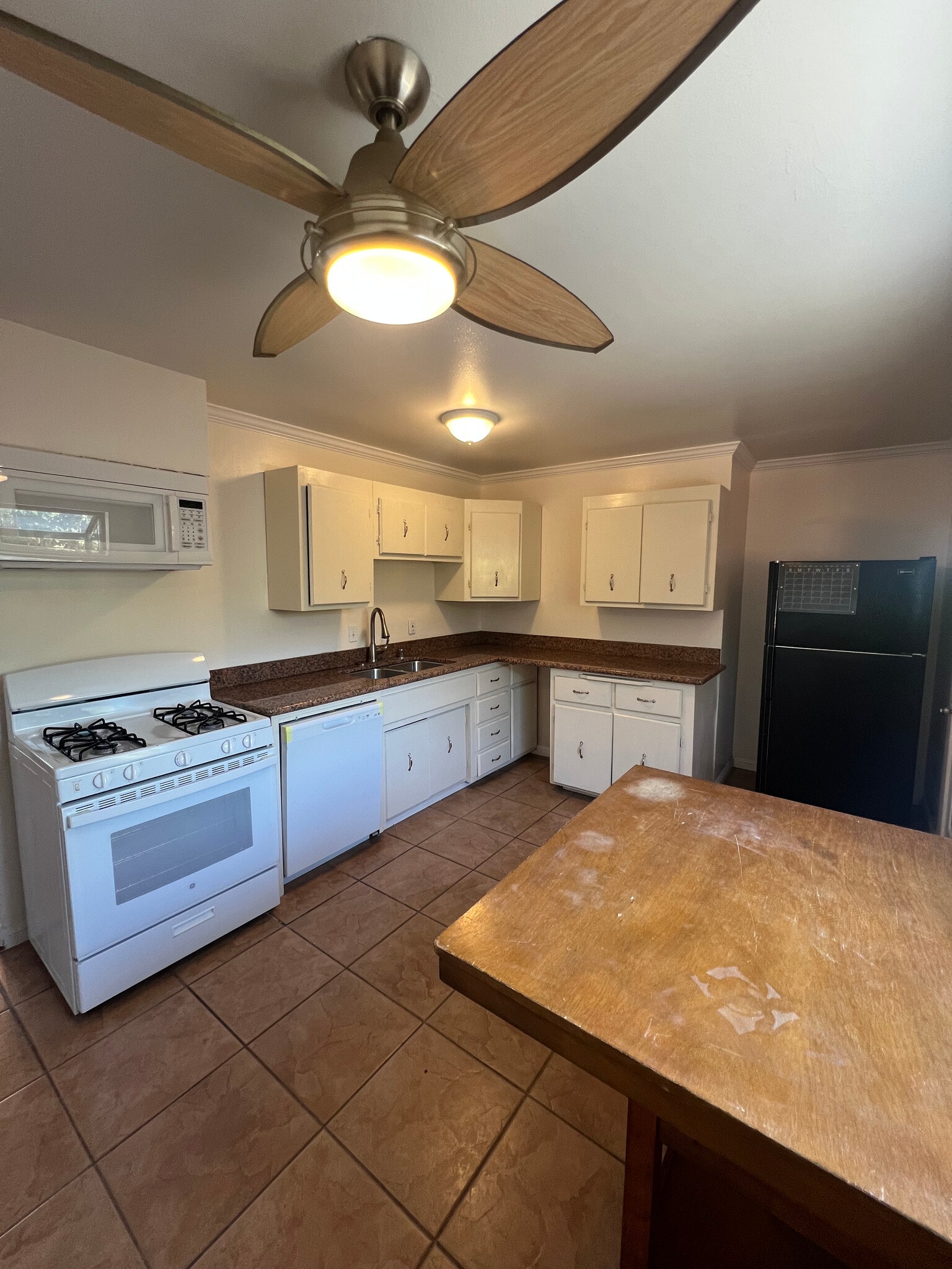 Building Photo - 217 Mendocino St