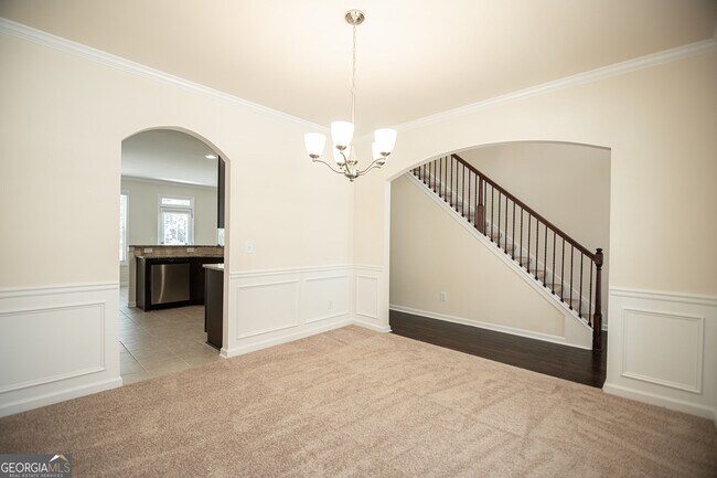 Building Photo - 5863 Krim Dr