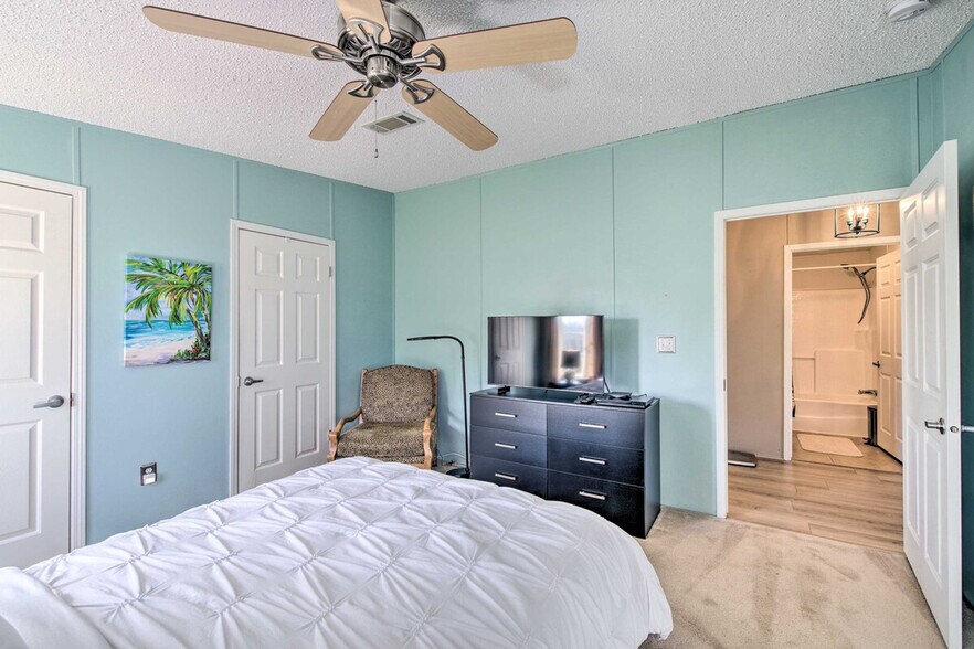 Building Photo - 9896 61st Terrace