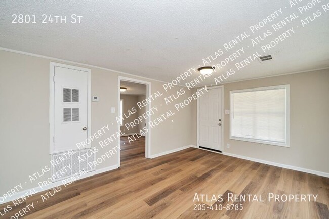 Building Photo - 2801 24th St
