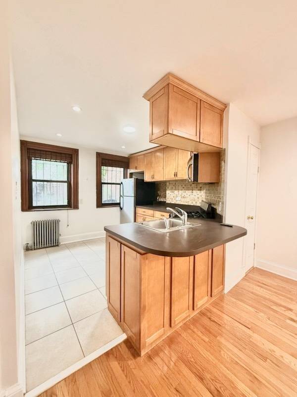 Building Photo - 481A Quincy St