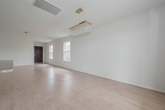 Building Photo - 25406 Cheshire Knoll St