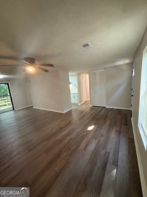 Building Photo - 104 N Meade Dr