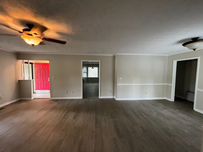 Building Photo - 6837 St Julian Way