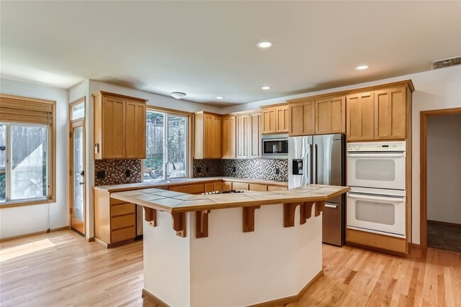 Building Photo - 4Bd/2.5Ba Redmond House