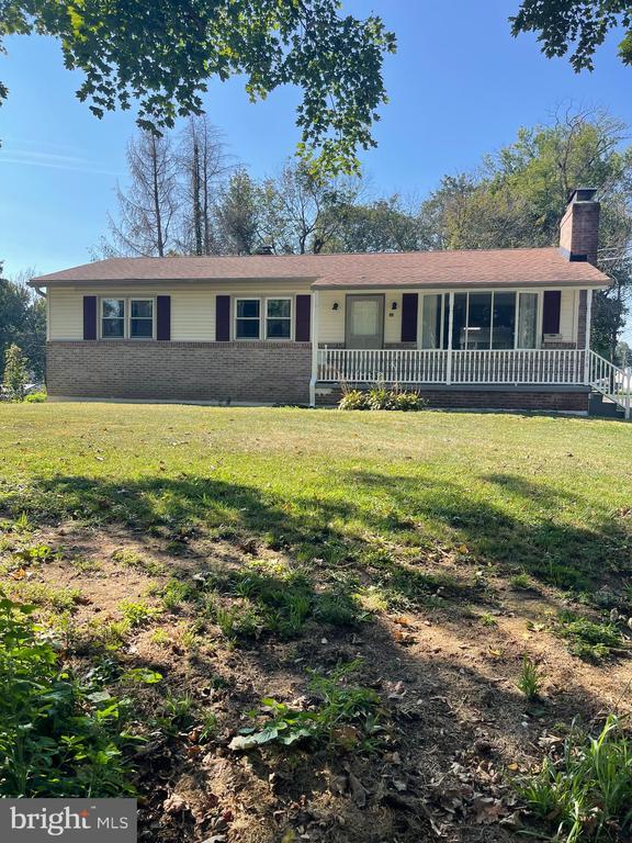 Building Photo - 104 Linden Ln