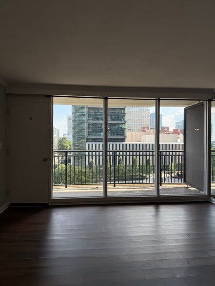 Living room view - 620 Peachtree St NE