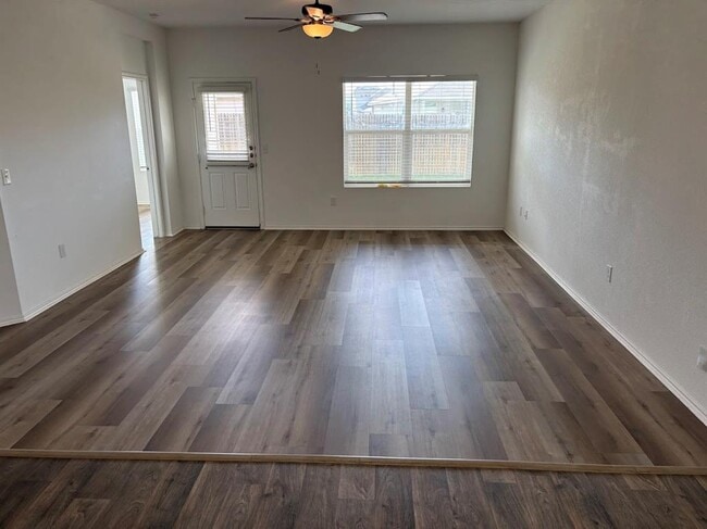 Building Photo - 3601 Batson Dr