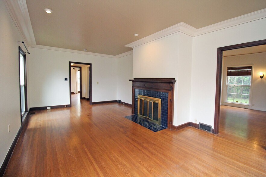 Building Photo - 2823 NE Tillamook St