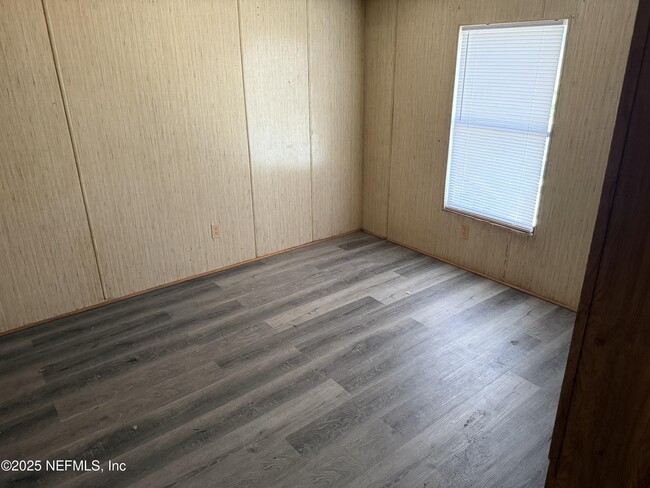 Building Photo - 3255 CR 208