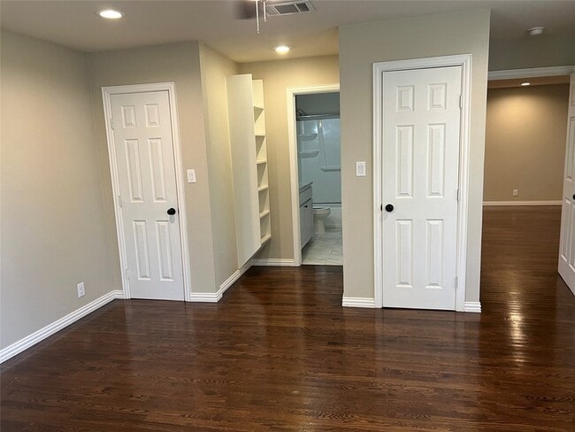 Building Photo - 1113 S Idlewild Dr