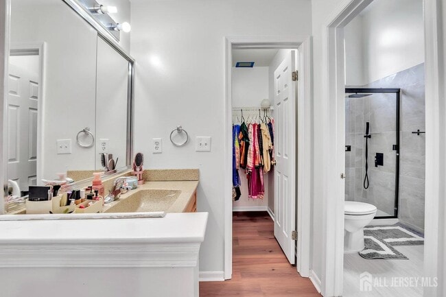 Building Photo - 10 Sawgrass Ct