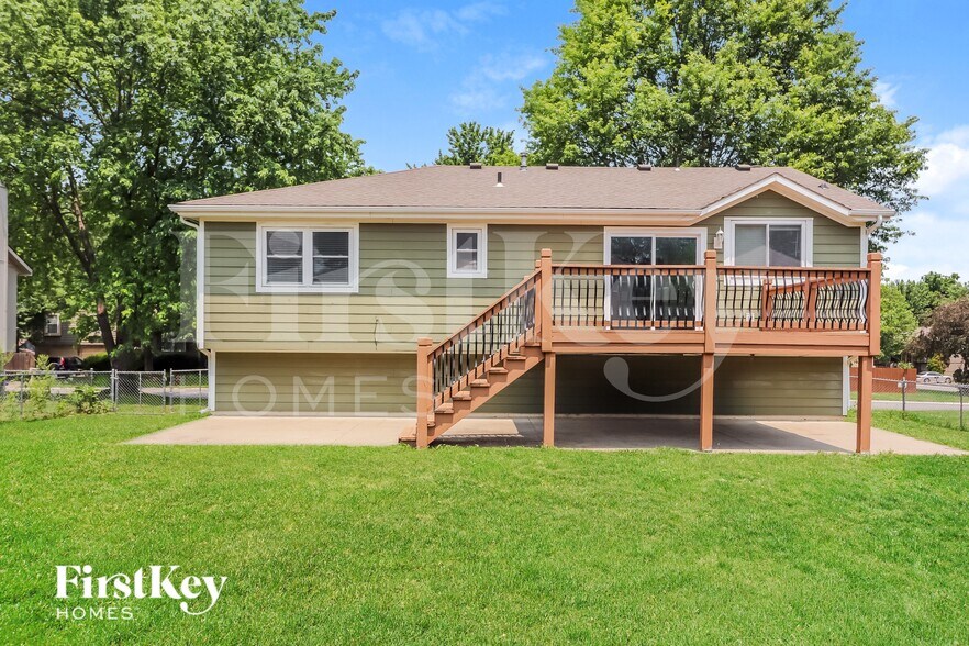 Building Photo - 909 Minnie Ave