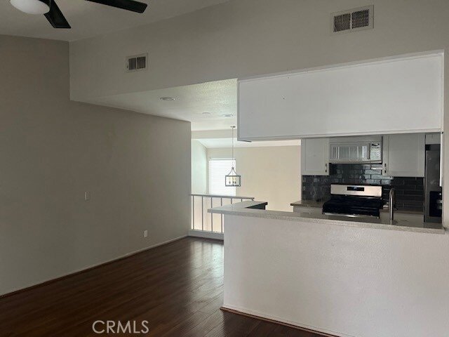 Building Photo - 74606 Driftwood Dr